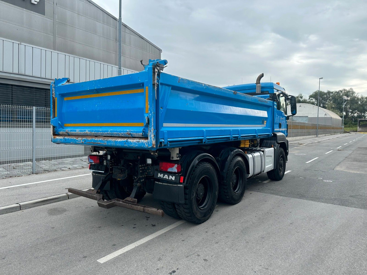 MAN TGS 26.460 6X4 Hydrodrive Bordmatik - Camión volquete: foto 4 MAN TGS 26.460 6X4 Hydrodrive Bordmatik - Camión volquete: foto 4