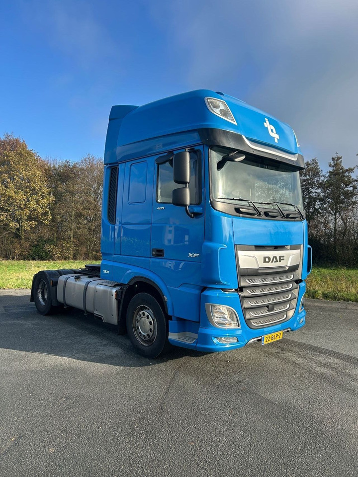 DAF XF 106.480 3x DAF Super Space 480Hp - Cabeza tractora: foto 4 DAF XF 106.480 3x DAF Super Space 480Hp - Cabeza tractora: foto 4