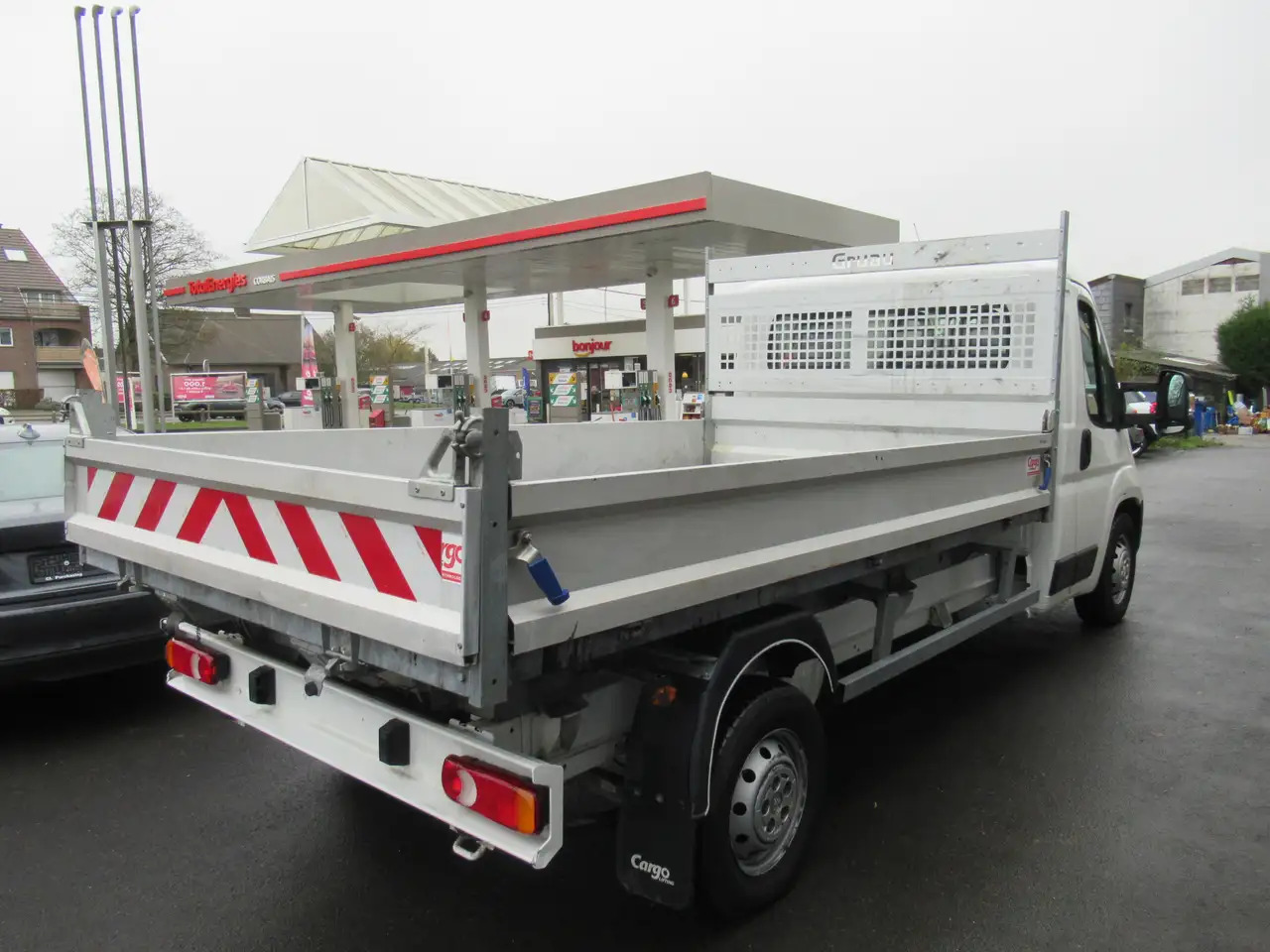 Peugeot Boxer BENNE BACULANTE 19000€+TVA/BTW - Furgoneta basculante: foto 4 Peugeot Boxer BENNE BACULANTE 19000€+TVA/BTW - Furgoneta basculante: foto 4