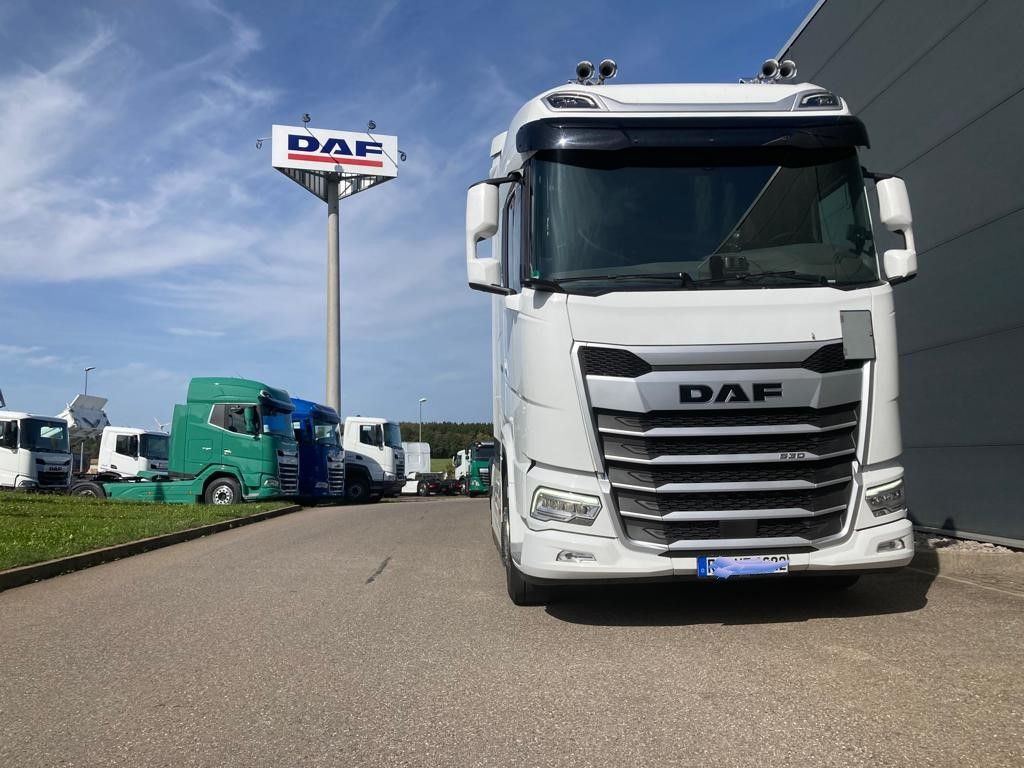 DAF XG 530 FT NGD Garantie bis 10.2025 DAF XG 530 FT NGD Alcoa Intarder Garantie bis 10.202 - Cabeza tractora: foto 2 DAF XG 530 FT NGD Garantie bis 10.2025 DAF XG 530 FT NGD Alcoa Intarder Garantie bis 10.202 - Cabeza tractora: foto 2