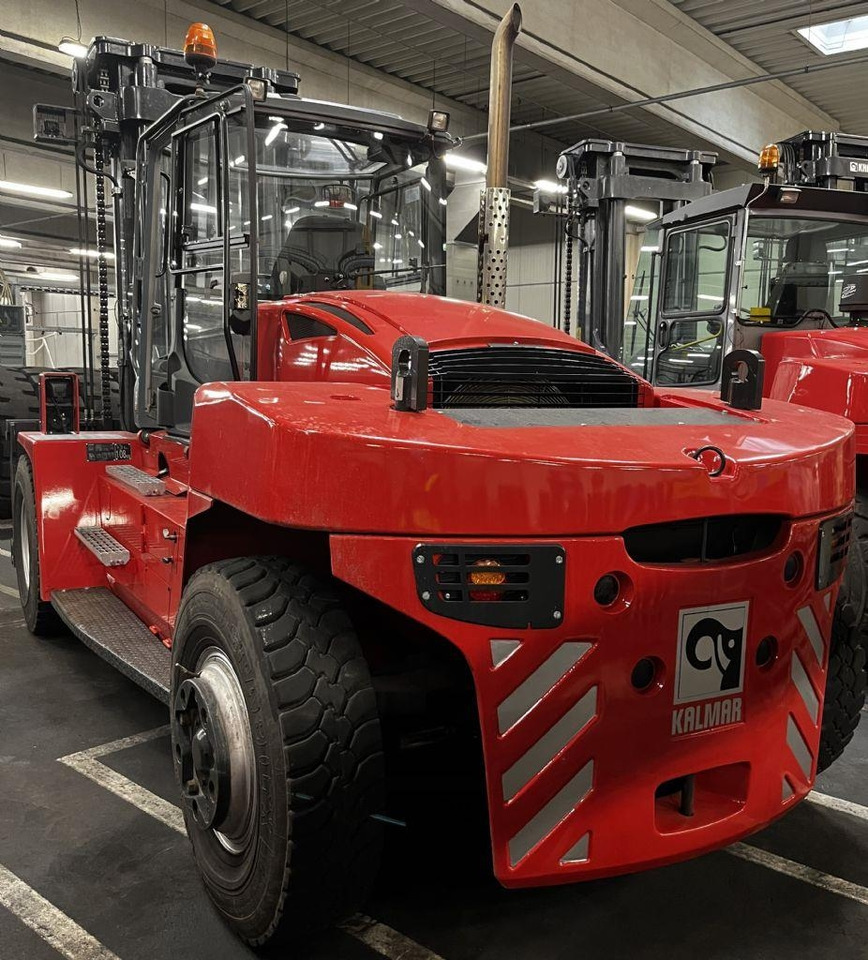 Kalmar DCG120-12 - Carretilla elevadora diésel: foto 4 Kalmar DCG120-12 - Carretilla elevadora diésel: foto 4