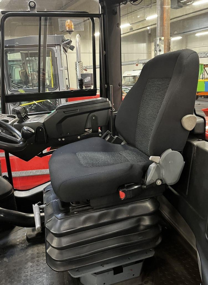 Kalmar DCG120-12 - Carretilla elevadora diésel: foto 5 Kalmar DCG120-12 - Carretilla elevadora diésel: foto 5