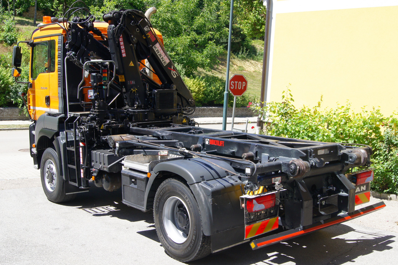 MAN TGA 18.360 BL 4x4/Euro4/TÜV/HIAB 111/MULTILIFT/Winterdienst - Camión volquete, Camión grúa: foto 4 MAN TGA 18.360 BL 4x4/Euro4/TÜV/HIAB 111/MULTILIFT/Winterdienst - Camión volquete, Camión grúa: foto 4