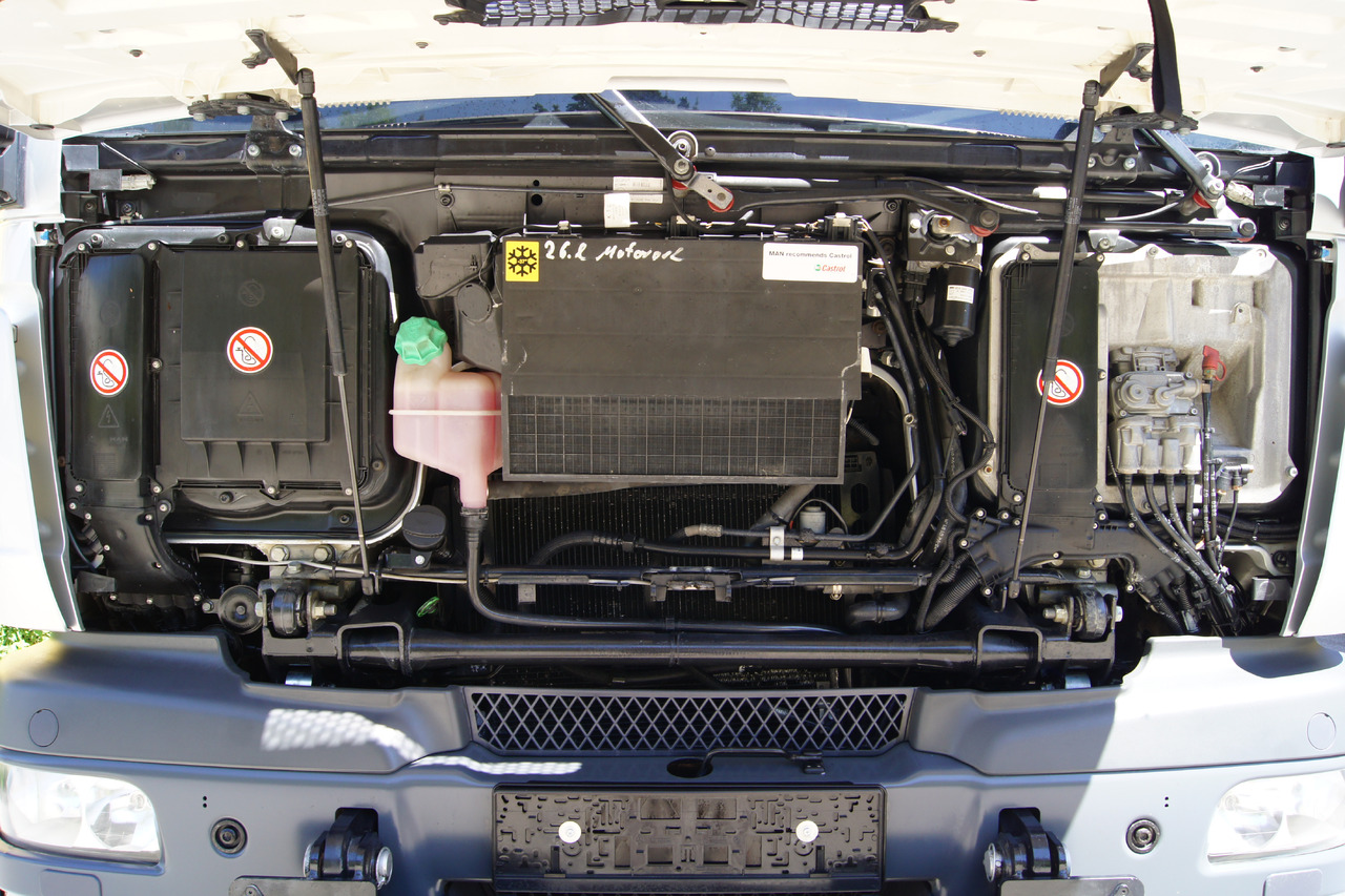 Camión volquete MAN TGM 13.290/4x4/TÜV/Euro 5/einzelbereift/Winterdienst: foto 9