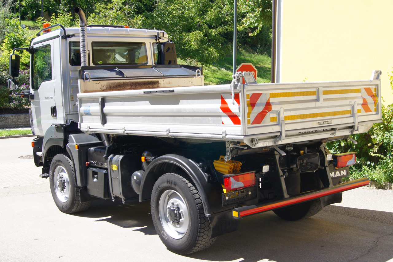 MAN TGM 13.290/4x4/TÜV/Euro 5/einzelbereift/Winterdienst - Camión volquete: foto 3 MAN TGM 13.290/4x4/TÜV/Euro 5/einzelbereift/Winterdienst - Camión volquete: foto 3