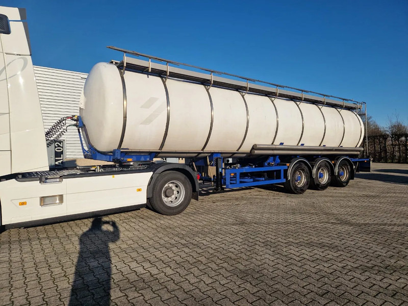 Dijkstra 34000 liter tankoplegger met Vogelsang pomp (MET NIEUWE APK !!) - Semirremolque cisterna: foto 1 Dijkstra 34000 liter tankoplegger met Vogelsang pomp (MET NIEUWE APK !!) - Semirremolque cisterna: foto 1