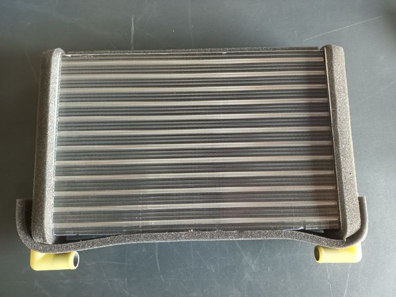 RENAULT RADIATOR 5001829118 - Piezas de recambio para Camión: foto 1 RENAULT RADIATOR 5001829118 - Piezas de recambio para Camión: foto 1
