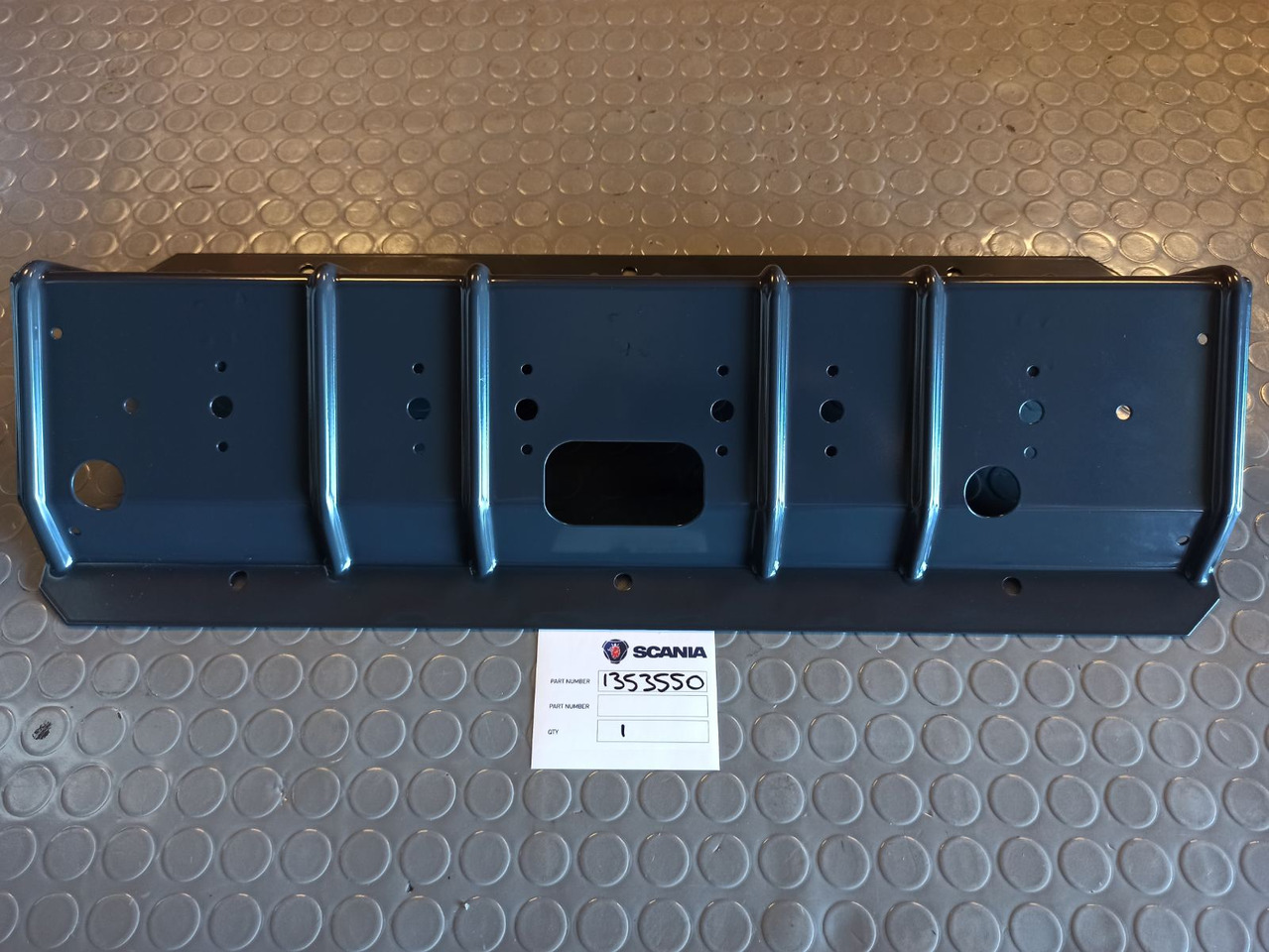 SCANIA BRACKET - 1353550 - Bastidor/ Chasis para Camión: foto 1 SCANIA BRACKET - 1353550 - Bastidor/ Chasis para Camión: foto 1