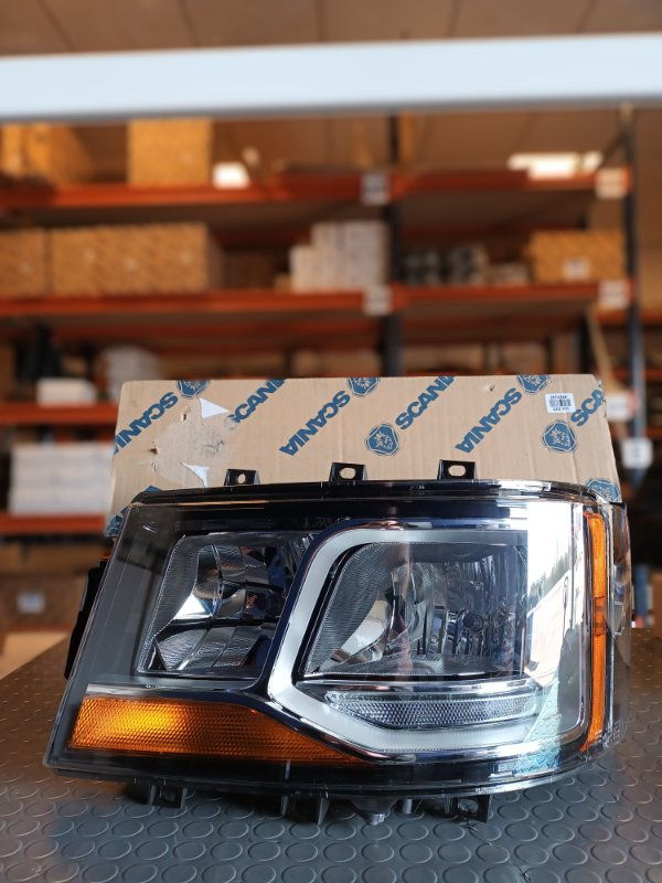 SCANIA HEADLAMP - 2674384 - Faro delantero para Camión: foto 1 SCANIA HEADLAMP - 2674384 - Faro delantero para Camión: foto 1