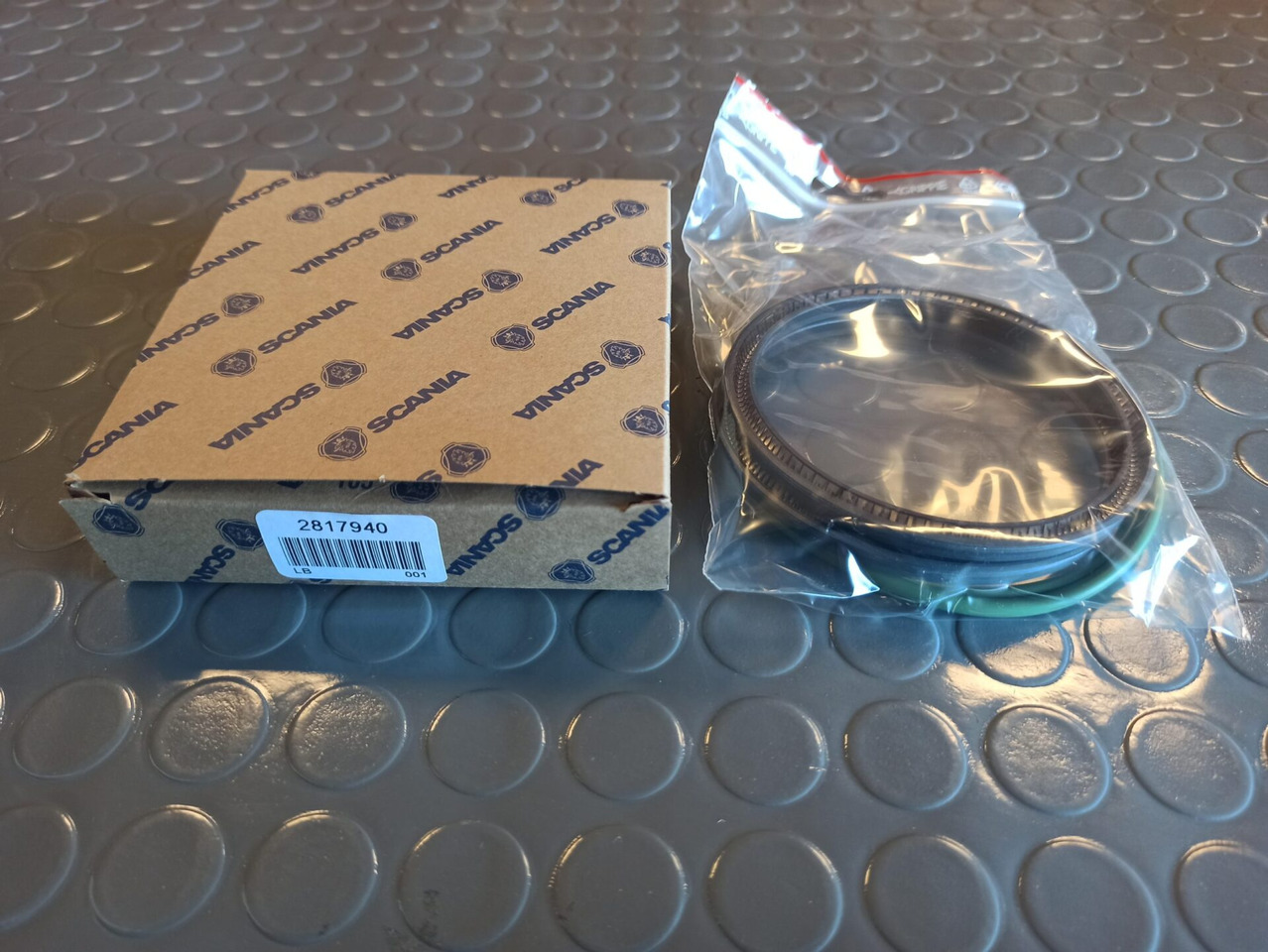 SCANIA REPAIR KIT - 2817940 - Piezas de freno para Camión: foto 1 SCANIA REPAIR KIT - 2817940 - Piezas de freno para Camión: foto 1