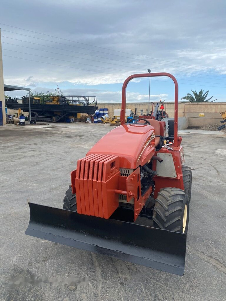 Ditch-Witch RT45 - Zanjadora: foto 3 Ditch-Witch RT45 - Zanjadora: foto 3