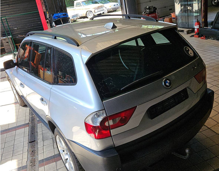 BMW X3 _ 3.0i Automatic - Sedan: foto 2 BMW X3 _ 3.0i Automatic - Sedan: foto 2
