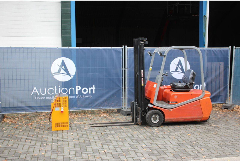 BT C3E160 - Carretilla elevadora eléctrica: foto 1 BT C3E160 - Carretilla elevadora eléctrica: foto 1