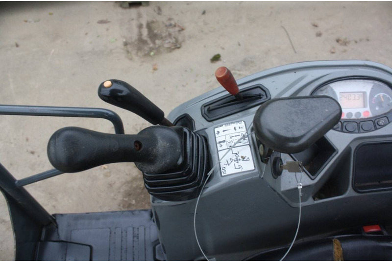 Bobcat E17 - Miniexcavadora: foto 4 Bobcat E17 - Miniexcavadora: foto 4