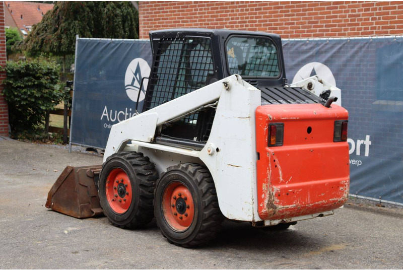 Bobcat S130 - Cargadora de ruedas: foto 4 Bobcat S130 - Cargadora de ruedas: foto 4