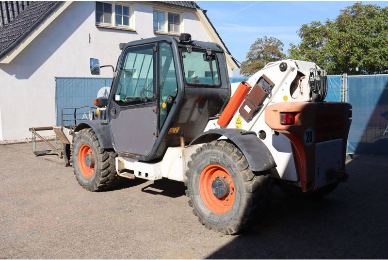 Bobcat T35120SL - Manipulador telescópico: foto 4 Bobcat T35120SL - Manipulador telescópico: foto 4