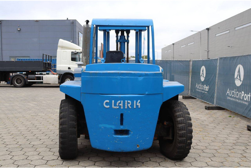 Clark DCY 160 - Carretilla elevadora diésel: foto 5 Clark DCY 160 - Carretilla elevadora diésel: foto 5