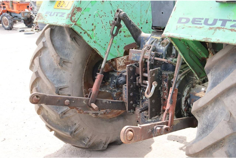 Tractor Deutz D6806: foto 14