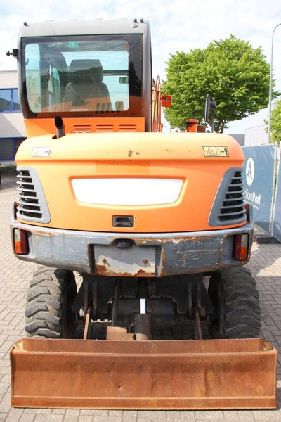 Doosan DX55W - Excavadora de ruedas: foto 4 Doosan DX55W - Excavadora de ruedas: foto 4