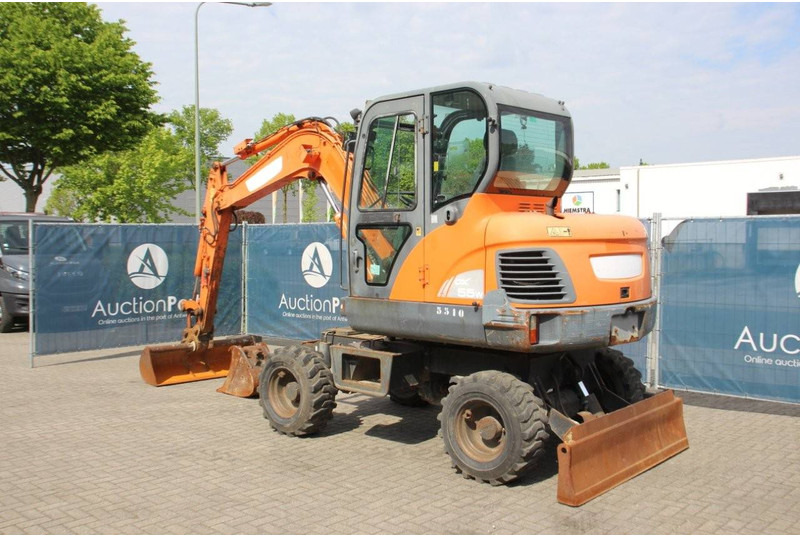 Doosan DX55W - Excavadora de ruedas: foto 3 Doosan DX55W - Excavadora de ruedas: foto 3