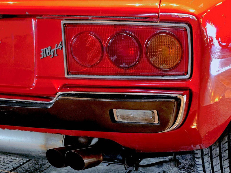 Ferrari DINO 308 GT4 - Sedan: foto 5 Ferrari DINO 308 GT4 - Sedan: foto 5