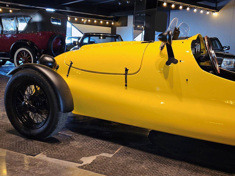 Ferrari Vintage Racer Ferrari-hommage Triumph - Sedan: foto 5 Ferrari Vintage Racer Ferrari-hommage Triumph - Sedan: foto 5