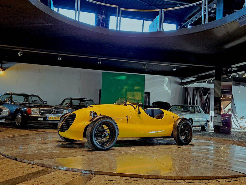 Ferrari Vintage Racer Ferrari-hommage Triumph - Sedan: foto 2 Ferrari Vintage Racer Ferrari-hommage Triumph - Sedan: foto 2