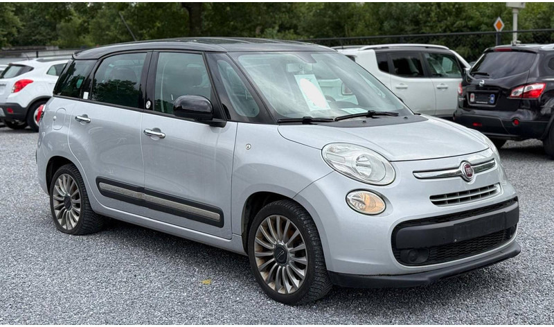 Fiat 500L (I) Living _ 1.6 MultiJet 16v - Sedan: foto 4 Fiat 500L (I) Living _ 1.6 MultiJet 16v - Sedan: foto 4