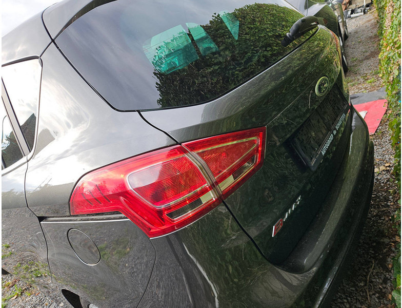 Ford B-Max 1.6 Ti-VCT Powershift - Sedan: foto 3 Ford B-Max 1.6 Ti-VCT Powershift - Sedan: foto 3