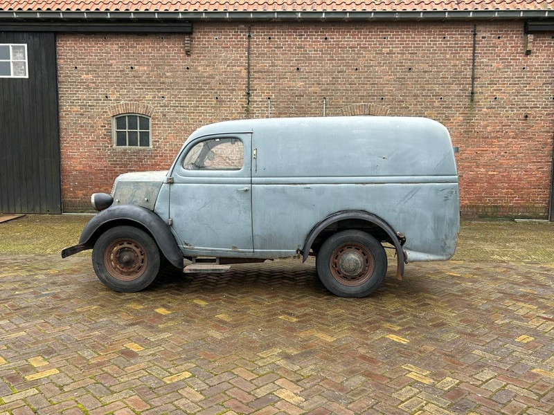 Fordson E83W 10CWT - Furgón: foto 2 Fordson E83W 10CWT - Furgón: foto 2