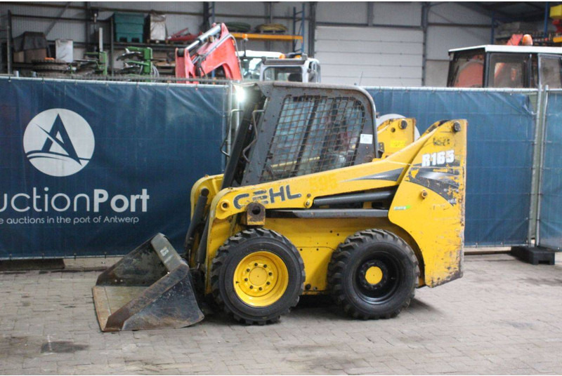 Gehl R165 - Cargadora de ruedas: foto 1 Gehl R165 - Cargadora de ruedas: foto 1