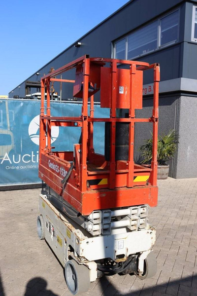 Plataforma de tijeras Genie GS1530: foto 6