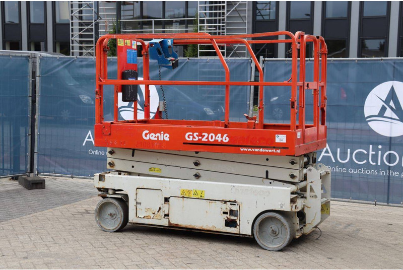 Genie GS2046 - Plataforma de tijeras: foto 3 Genie GS2046 - Plataforma de tijeras: foto 3