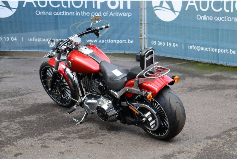 Harley-Davidson Breakout - Motocicleta: foto 4 Harley-Davidson Breakout - Motocicleta: foto 4