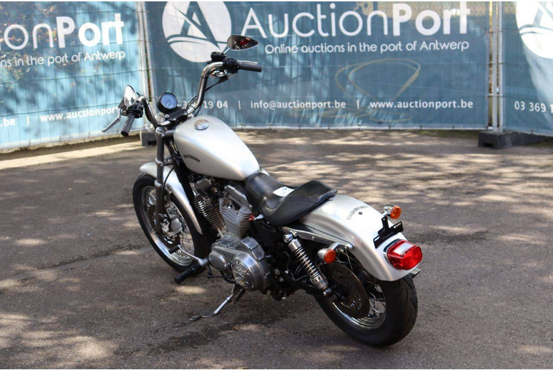 Harley-Davidson Sportster XL 883 Roadster - Motocicleta: foto 4 Harley-Davidson Sportster XL 883 Roadster - Motocicleta: foto 4