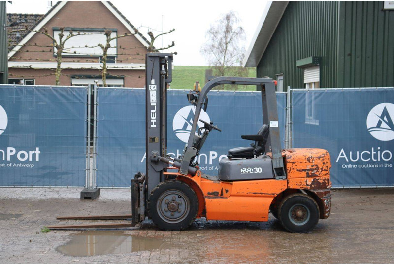 Heli HFD30 - Carretilla elevadora diésel: foto 2 Heli HFD30 - Carretilla elevadora diésel: foto 2