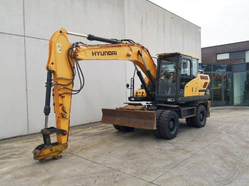 Hyundai HW140 - Excavadora de ruedas: foto 2 Hyundai HW140 - Excavadora de ruedas: foto 2