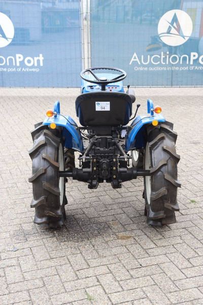 Iseki TX1500F - Tractor: foto 5 Iseki TX1500F - Tractor: foto 5