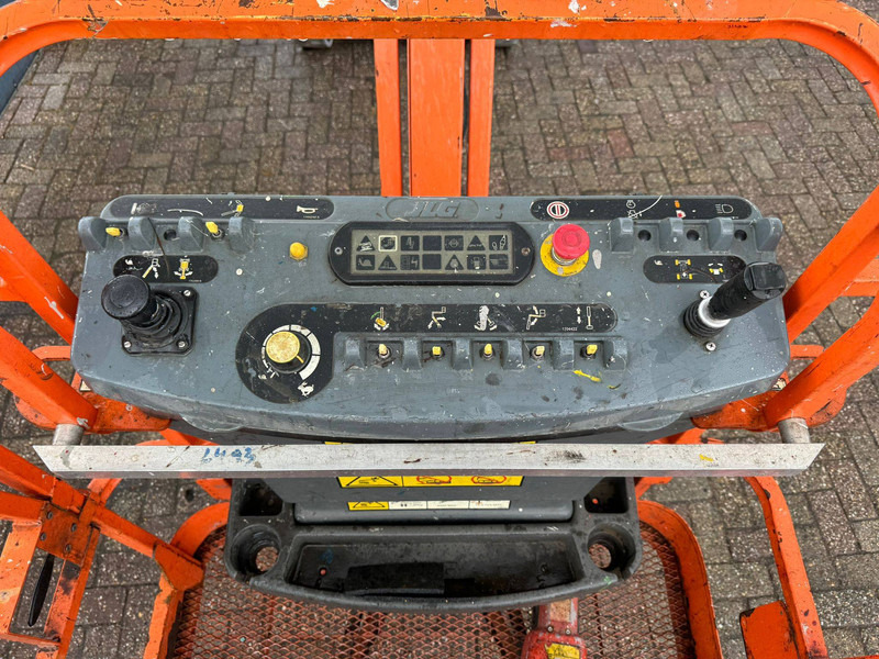 JLG E300AJP - Plataforma articulada: foto 3 JLG E300AJP - Plataforma articulada: foto 3