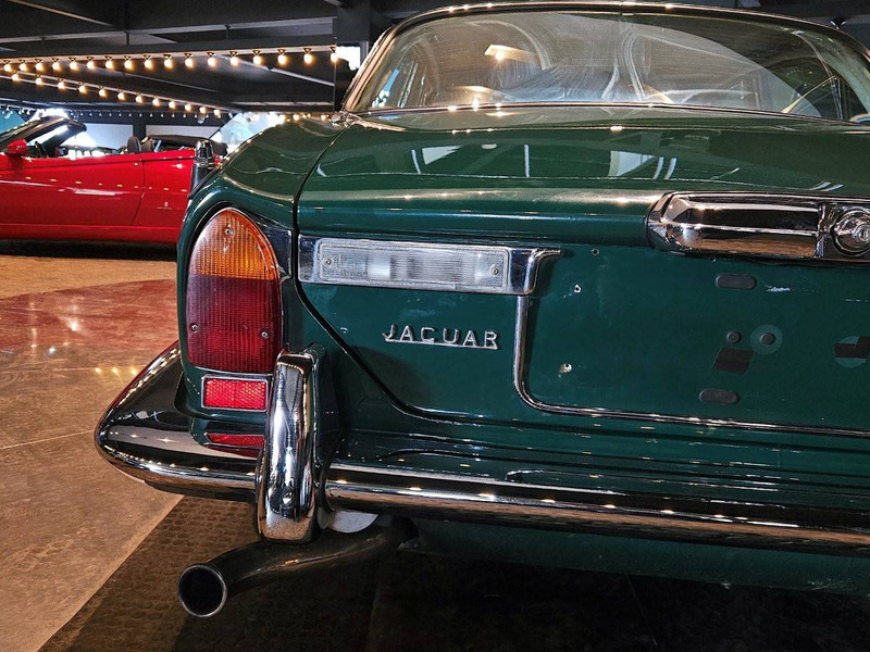 Sedan Jaguar XJ (series II) 4.2 Automatic: foto 16