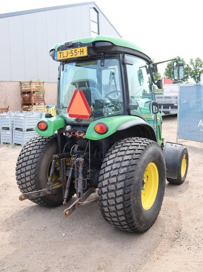 John Deere 4520 - Tractor: foto 5 John Deere 4520 - Tractor: foto 5