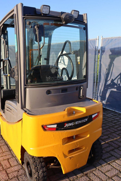Carretilla elevadora eléctrica Jungheinrich EFG 316: foto 17