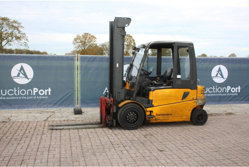 Jungheinrich EFG 540 - Carretilla elevadora eléctrica: foto 1 Jungheinrich EFG 540 - Carretilla elevadora eléctrica: foto 1