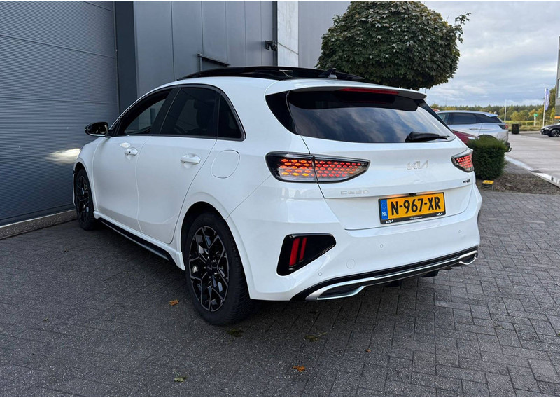 Kia pro_cee'd (III - update 2) 1.0 T-GDi GT-line - Sedan: foto 2 Kia pro_cee'd (III - update 2) 1.0 T-GDi GT-line - Sedan: foto 2