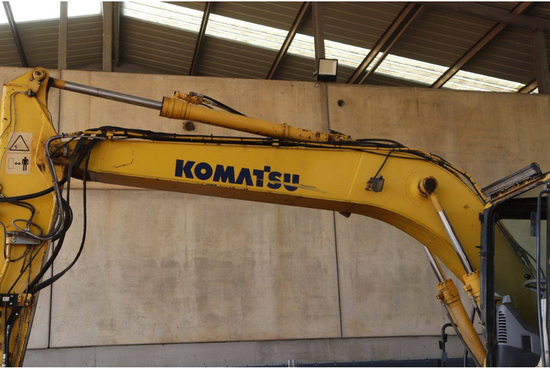 Excavadora de ruedas Komatsu PW140-7: foto 11