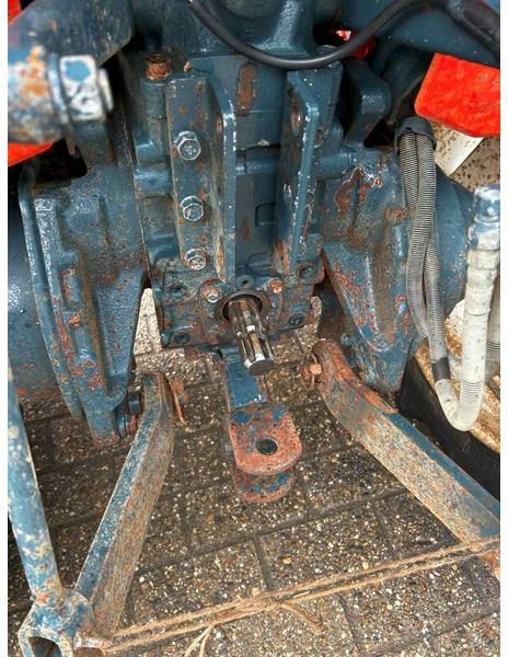 Kubota B1-14D - Tractor: foto 4 Kubota B1-14D - Tractor: foto 4