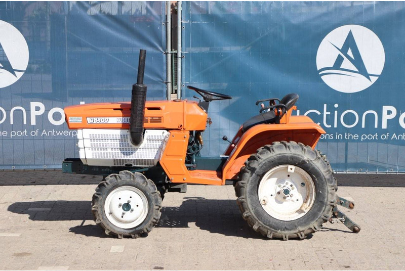 Kubota B1400 - Tractor: foto 2 Kubota B1400 - Tractor: foto 2