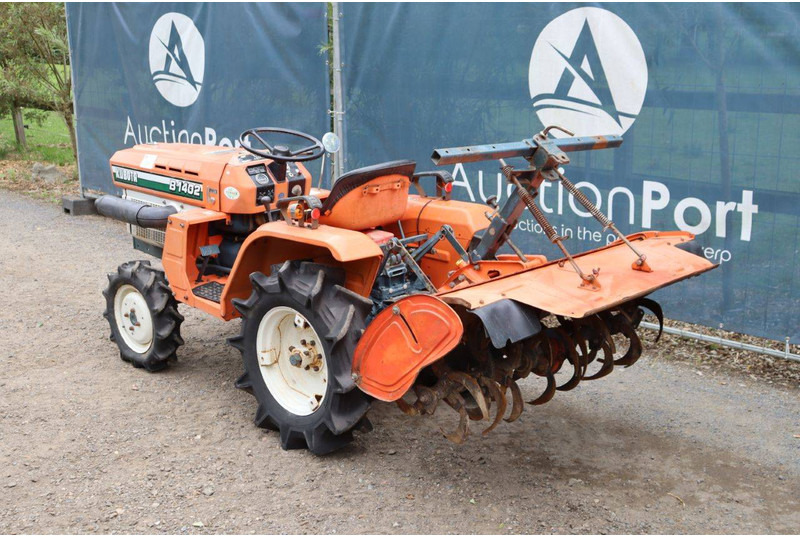 Kubota B1402 - Tractor: foto 3 Kubota B1402 - Tractor: foto 3