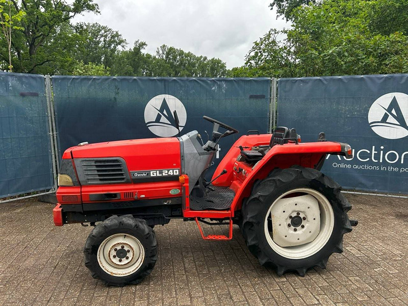 Kubota GL240 - Tractor: foto 1 Kubota GL240 - Tractor: foto 1