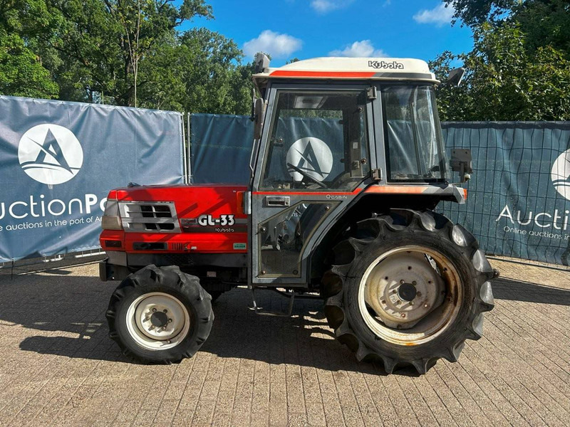 Kubota GL33 - Tractor: foto 1 Kubota GL33 - Tractor: foto 1